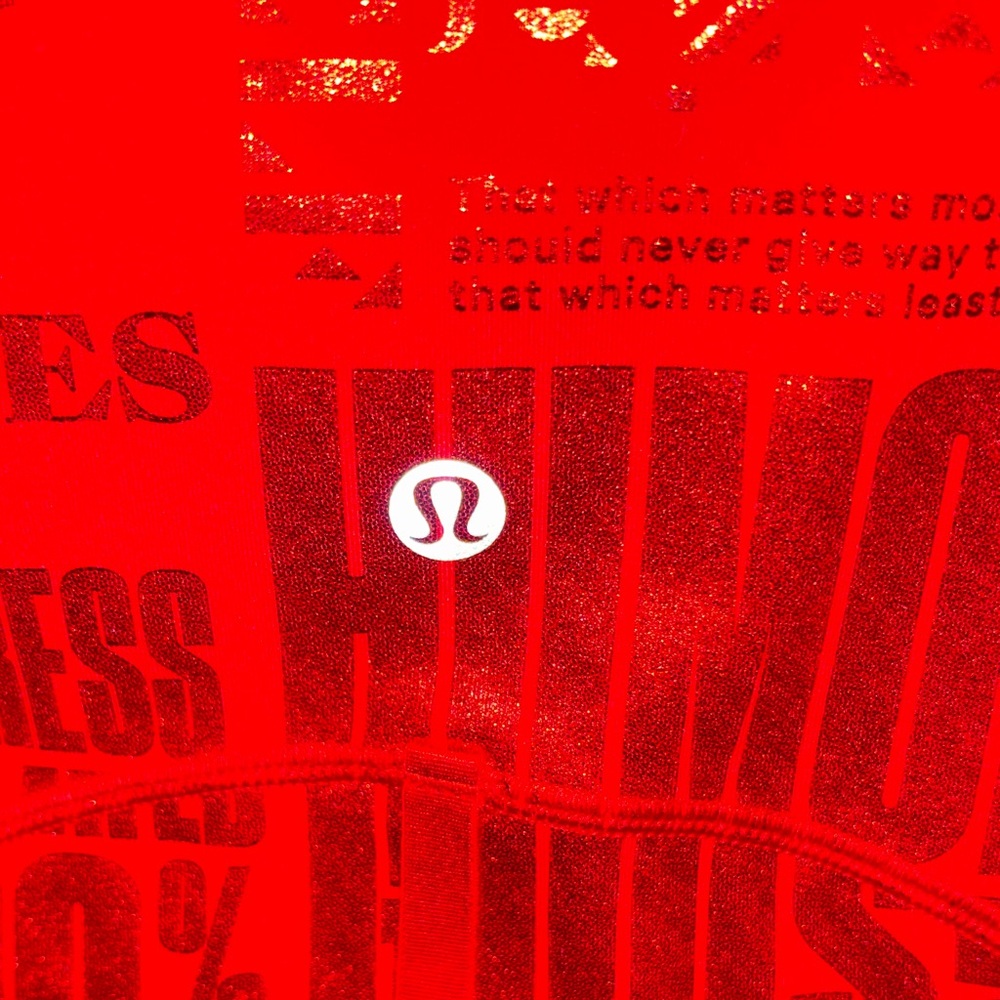 Lululemon define Jacket Lunar New Year Size 8 Great Condition - Picture 6 of 8